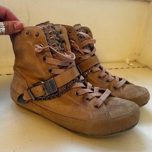Sam Edelman sneakers